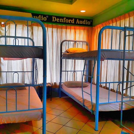 Rose Guesthouse Sandakan Esterno foto