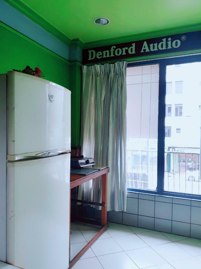 Rose Guesthouse Sandakan Esterno foto