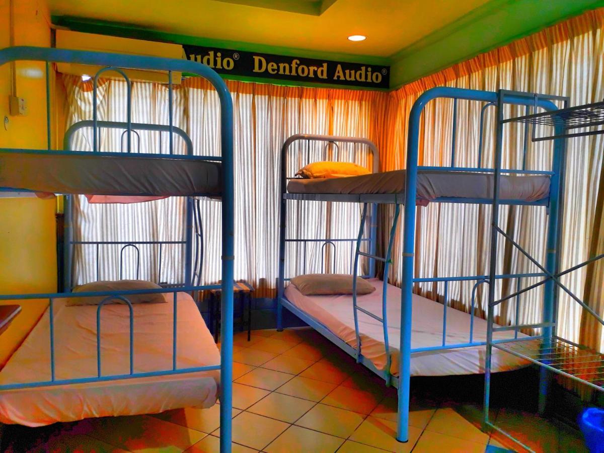 Rose Guesthouse Sandakan Esterno foto